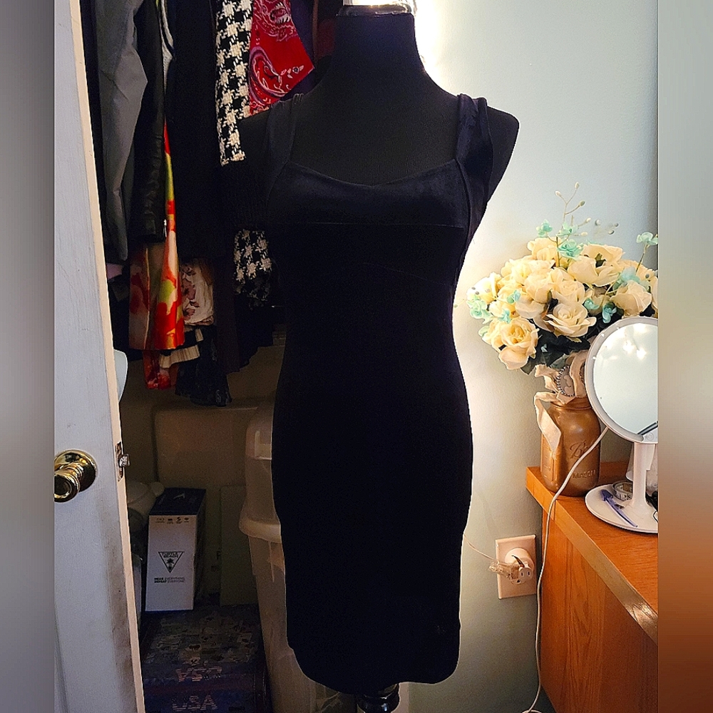 Forever 21 Velvet Black Bodycon Mini Dress - Picture 6 of 7